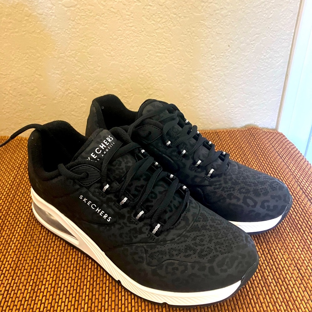 Skechers Uno 2 Leopard Wedge Platform